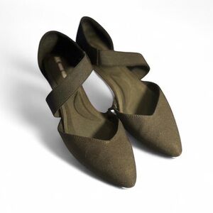 Anne Klein Khaki Ballet Style Women's Flats